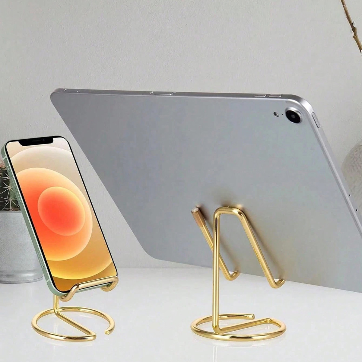 책상용 휴대용 휴대폰 스탠드 간단한 금속 명함 홀더 범 - Phone Accessories Rack 리뷰 및 가격
